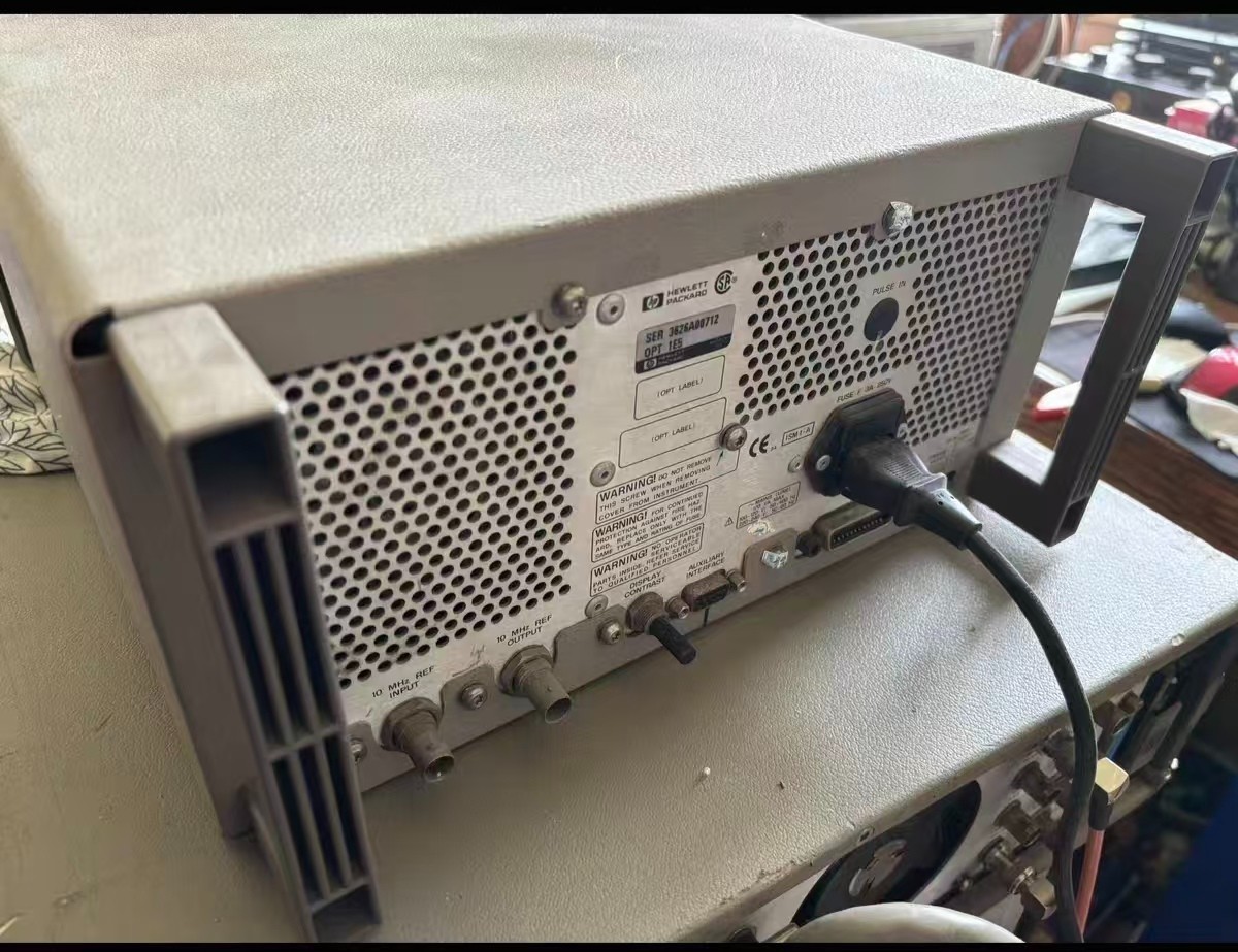 1PC USED 100% Test HP 8648D 4000MHz/9GHz 1E5 (DHL/FEDEX/UPS)