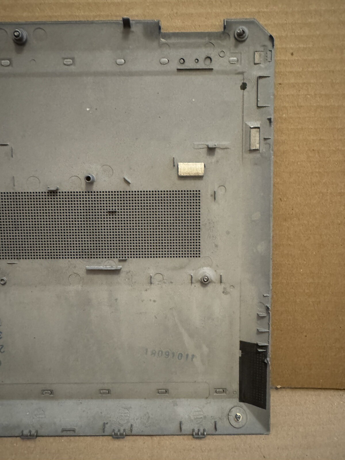 OEM HP ZBook Studio G5 15.6″ Laptop Bottom Case Base Cover (See Pictures!)