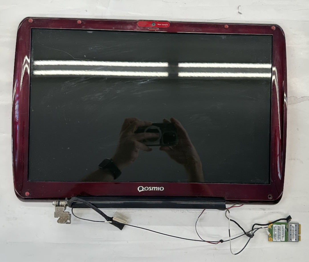 Toshiba Qosmino X305-Q705 18.4″ Complete LCD Display Screen Assembly W/ Webcam
