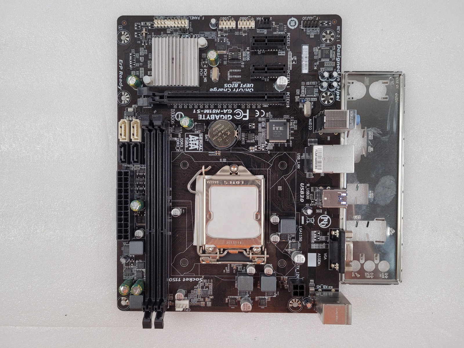 Gigabyte GA-H81M-S1 LGA 1150 Micro ATX DDR3 Motherboard With IO Shield