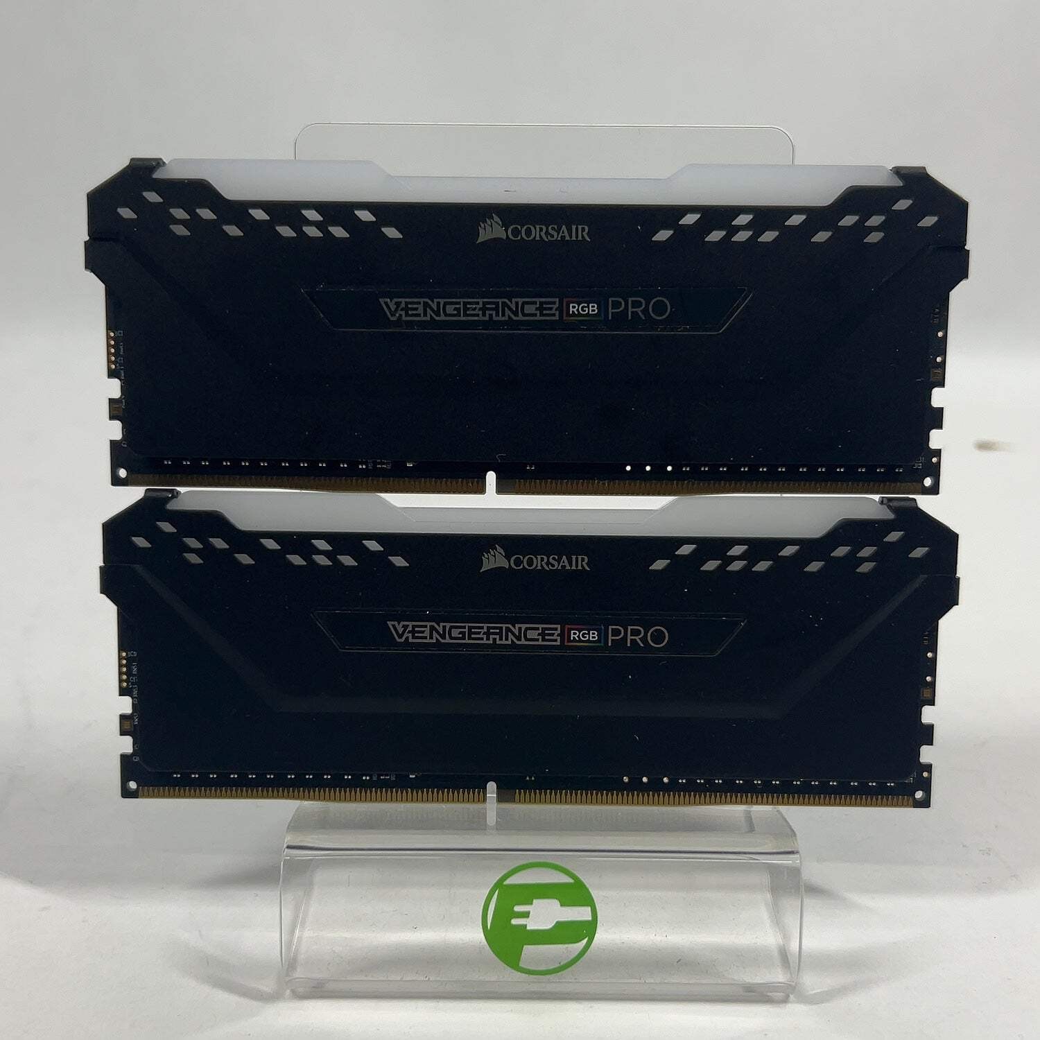 Corsair Vengeance RGB Pro 16GB (2x8GB) RAM DDR4 3200MHz CMW16GX4M2C3200C16