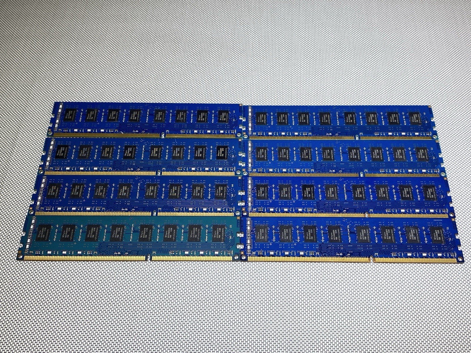 SK Hynix 64GB (8x8GB) DDR3 PC3L-12800U-11-13-B1 Desktop RAM HMT41GU6DFR8A-PB