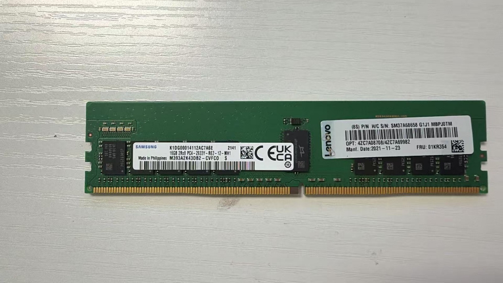 01KR354 IBM Lenovo 16GB 2RX8 PC4-2933Y RDIMM RAM M393A2K43DB2-CVF 4ZC7A08708