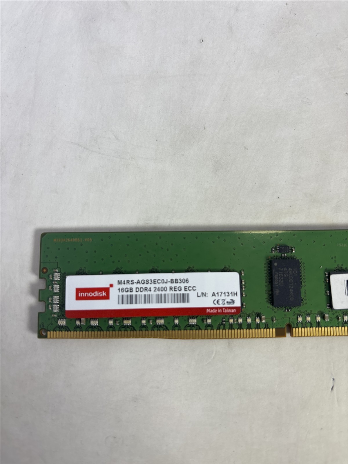 Innodisk 2Rx4 16GB PC4-19200 DDR4-2400 Server RAM M4RS-AGS3EC0J-BB306