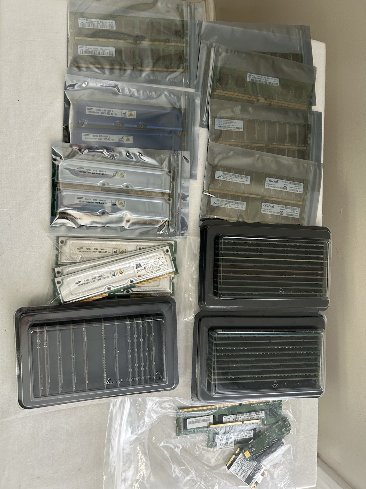 Lot Of 52 Assorted PC Rams; 1/2/4 GB/ 256MB/512MB/64MB/128MB*1-DDR3