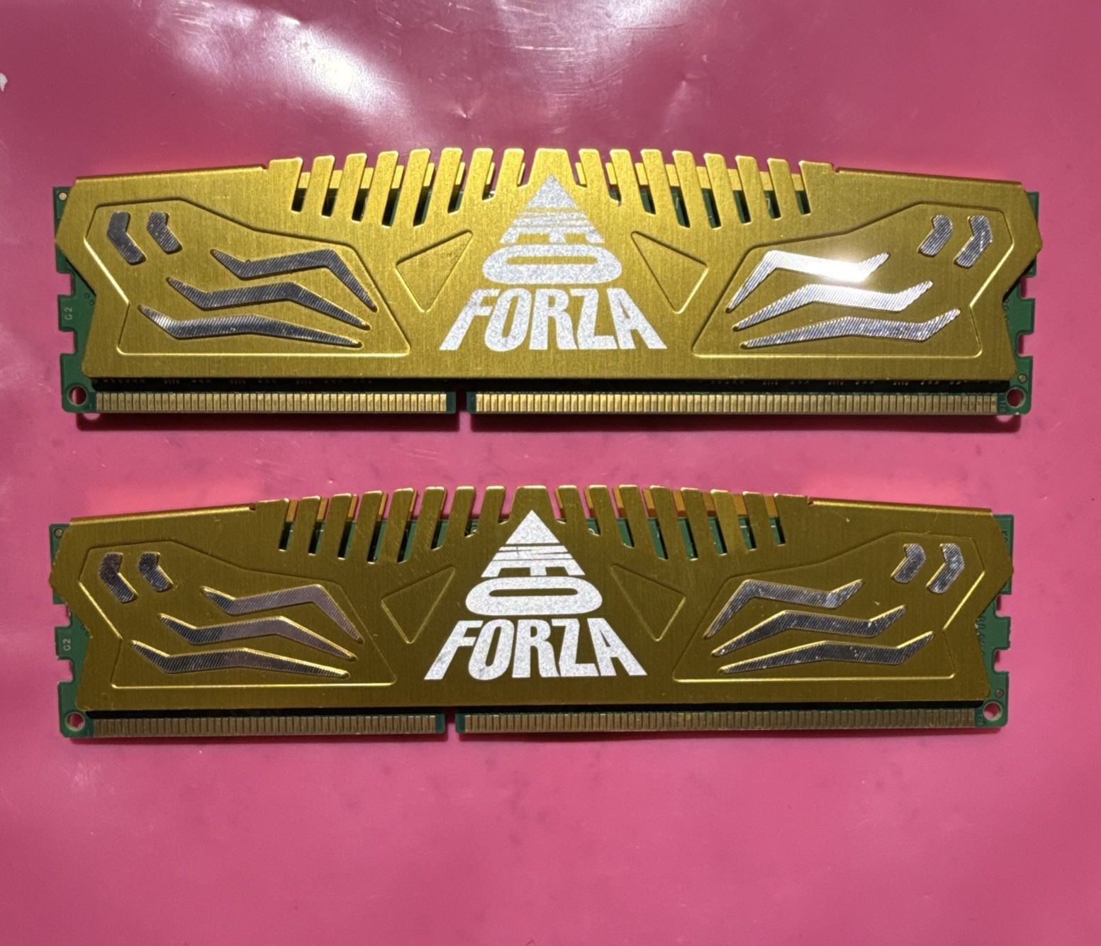 Neo Forza 8GB (4GB X 2) DDR3-1600 PC3-12800 Desktop Ram NMUD340C81-1600CC10