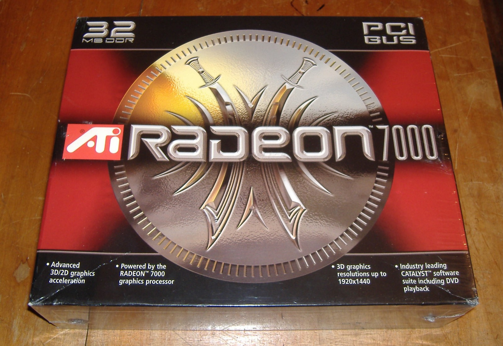 ATI RADEON 7000 32MB DDR PCI VIDEO GRAPHICS CARD VINTAGE NEW SEALED BOX BOXED