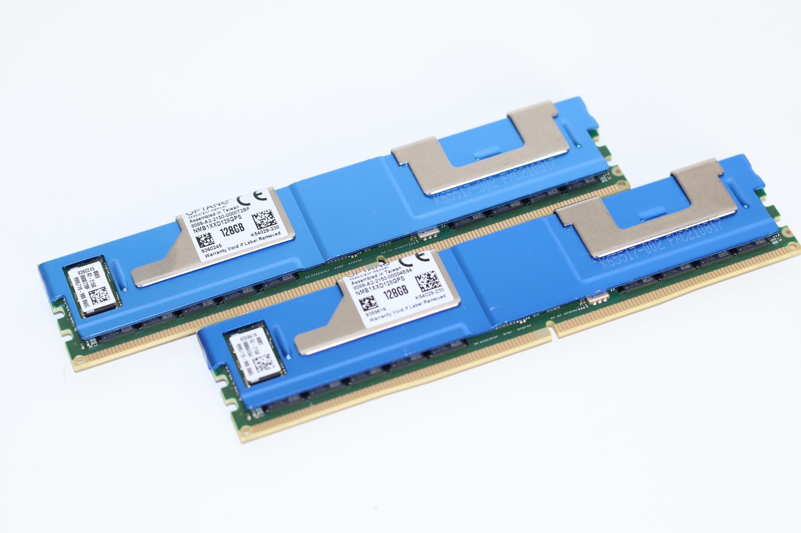 Intel Optane 200 Series 128GB DDR4 3200MHz DCPMM Persistent Memory NMB1XXD128GPS