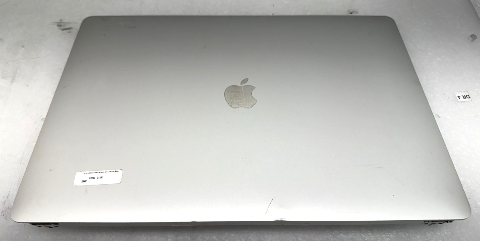Genuine Apple LCD Screen Assembly 16″ MacBook Pro A2141 2019 2020 Silver