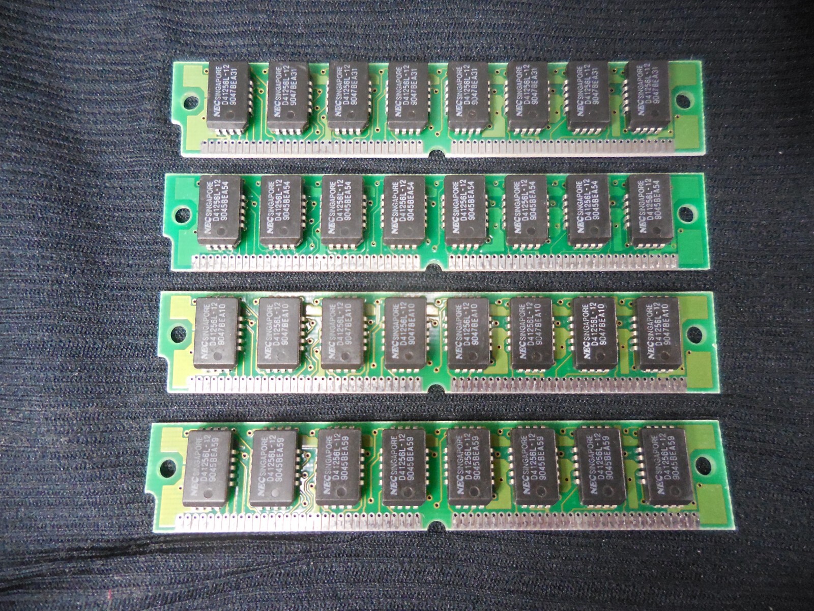 1 Megabyte of NEC 256KB SIMMS 30 Pin 120ns 4 SIMM Modules w Parity Memory