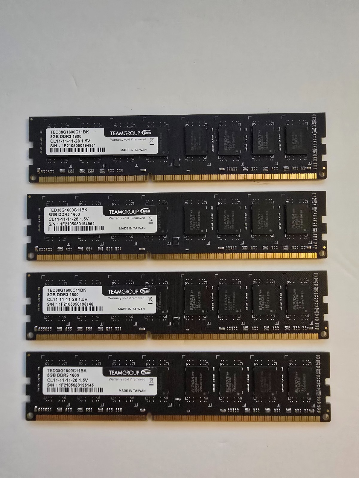 TeamGroup Elite 32GB (4x8GB) RAM DDR3 1600MHz – Used tested and working