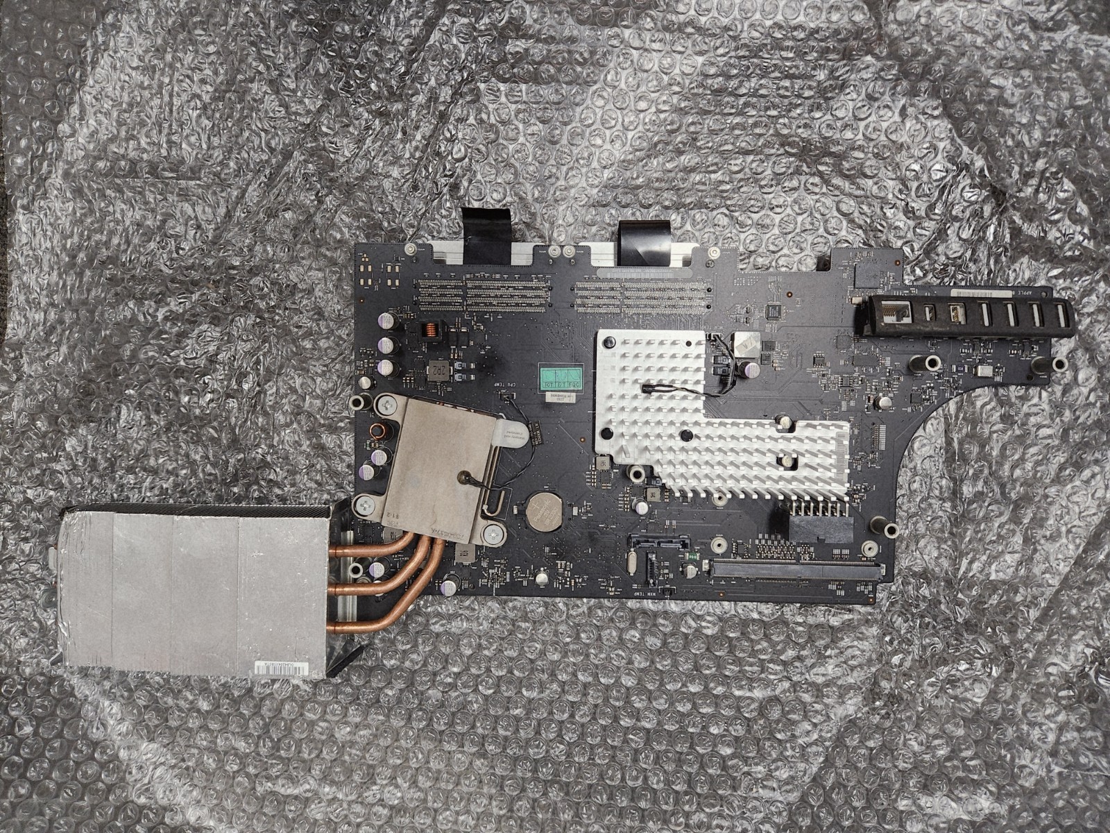 Apple iMac 27″ A1312 3.06ghz CPU & LogicBoard 820-2507-A 820-2733-A 820-2901-A