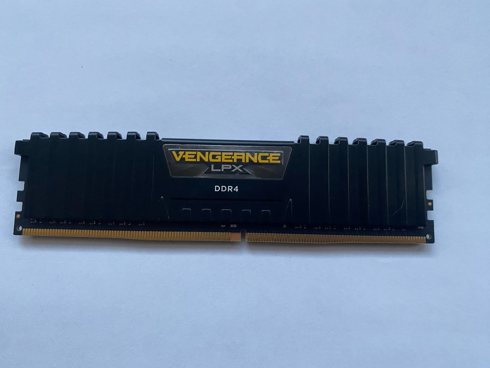 Corsair Vengeance RGB Pro 4GB (1x4GB) RAM DDR4 3200MHz CMW16GX4M2C3200C16