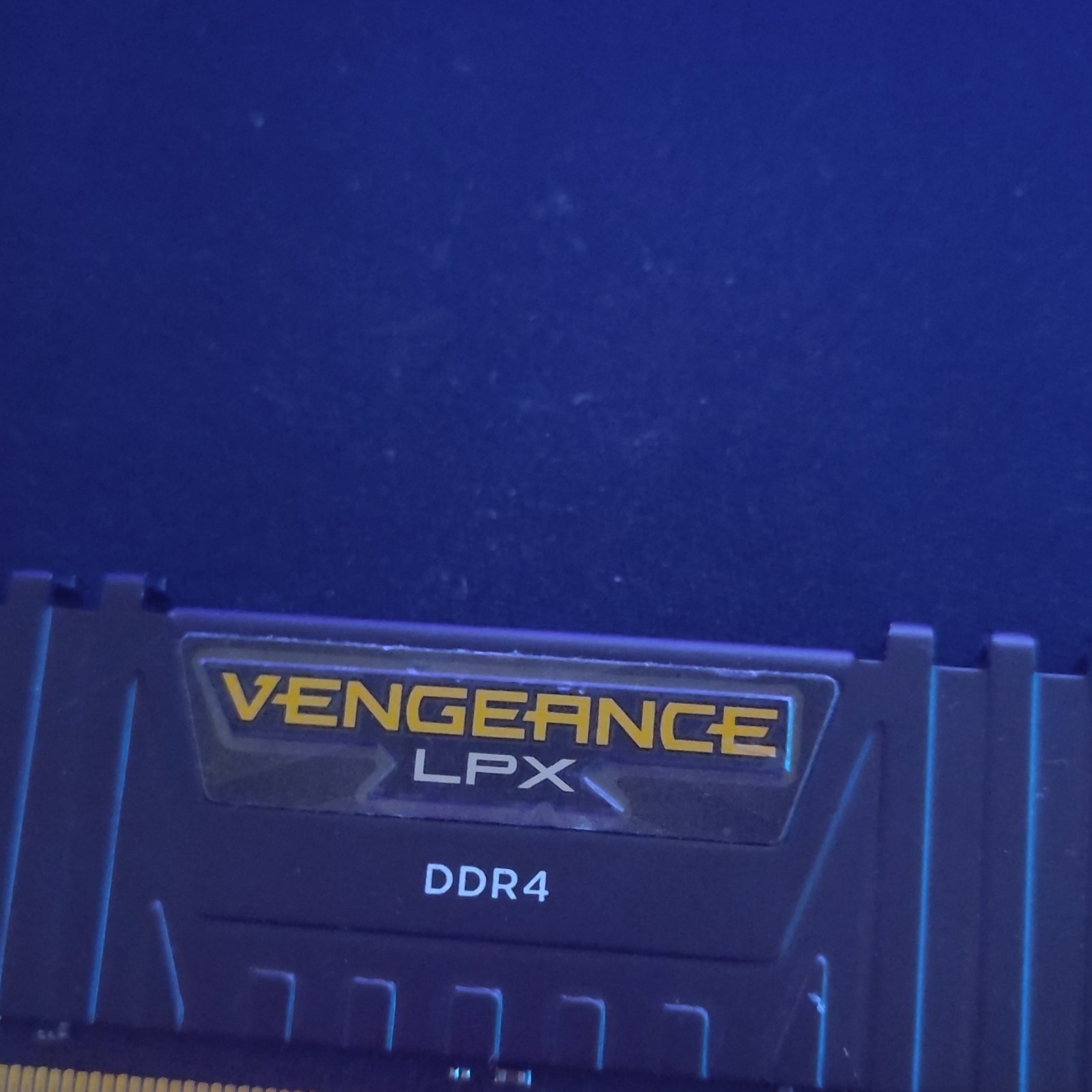 Corsair Vengeance LPX DDR4 DIMM RAM 16GB (2x8GB) 3600MHz CMK16GX4M2D3600C18