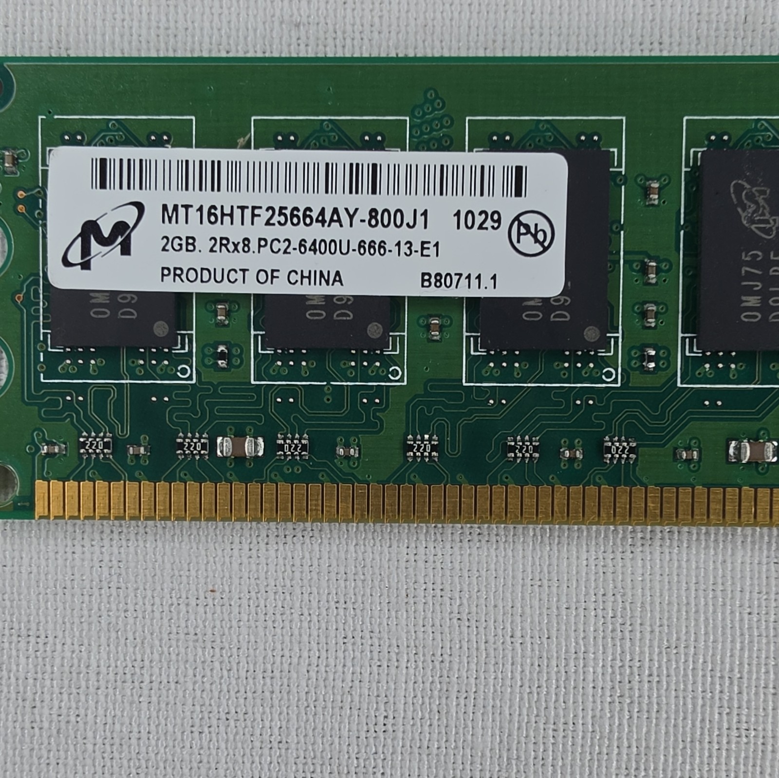 Micron 2GB DDR2 SDRAM DIMM PC2-6400U 240-Pin RAM MT16HTF25664AY-800J1