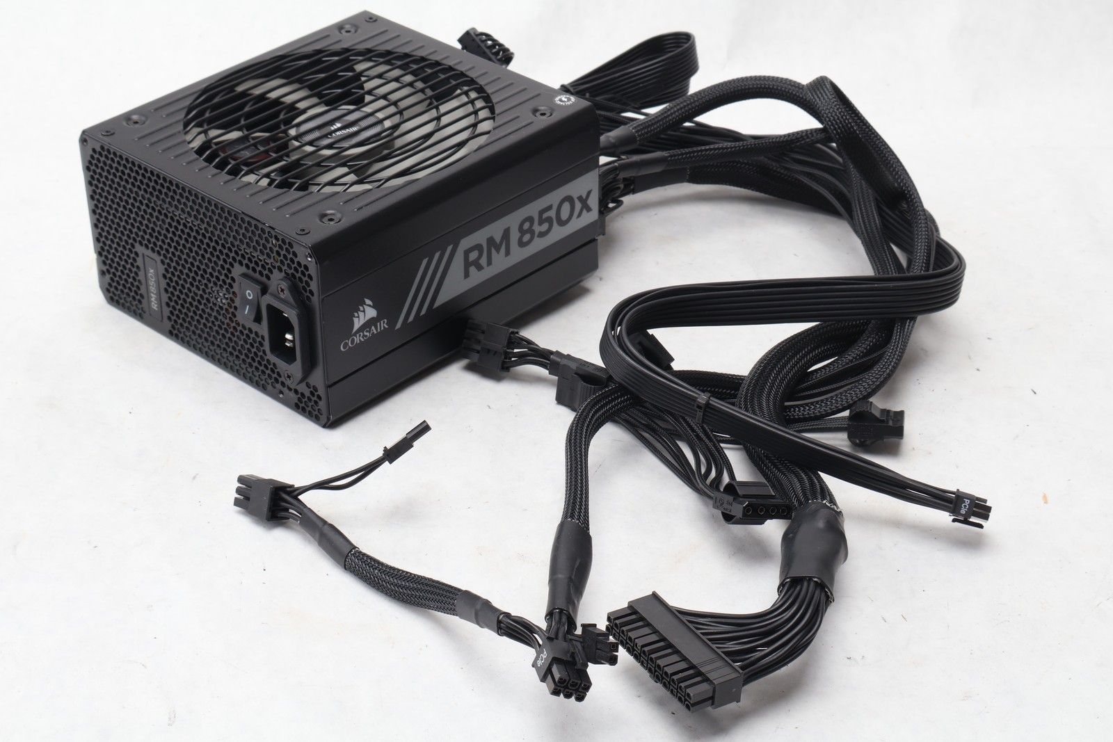 Corsair RM850x 850W 80+ Gold Fully Modular ATX Power Supply w/ Cables