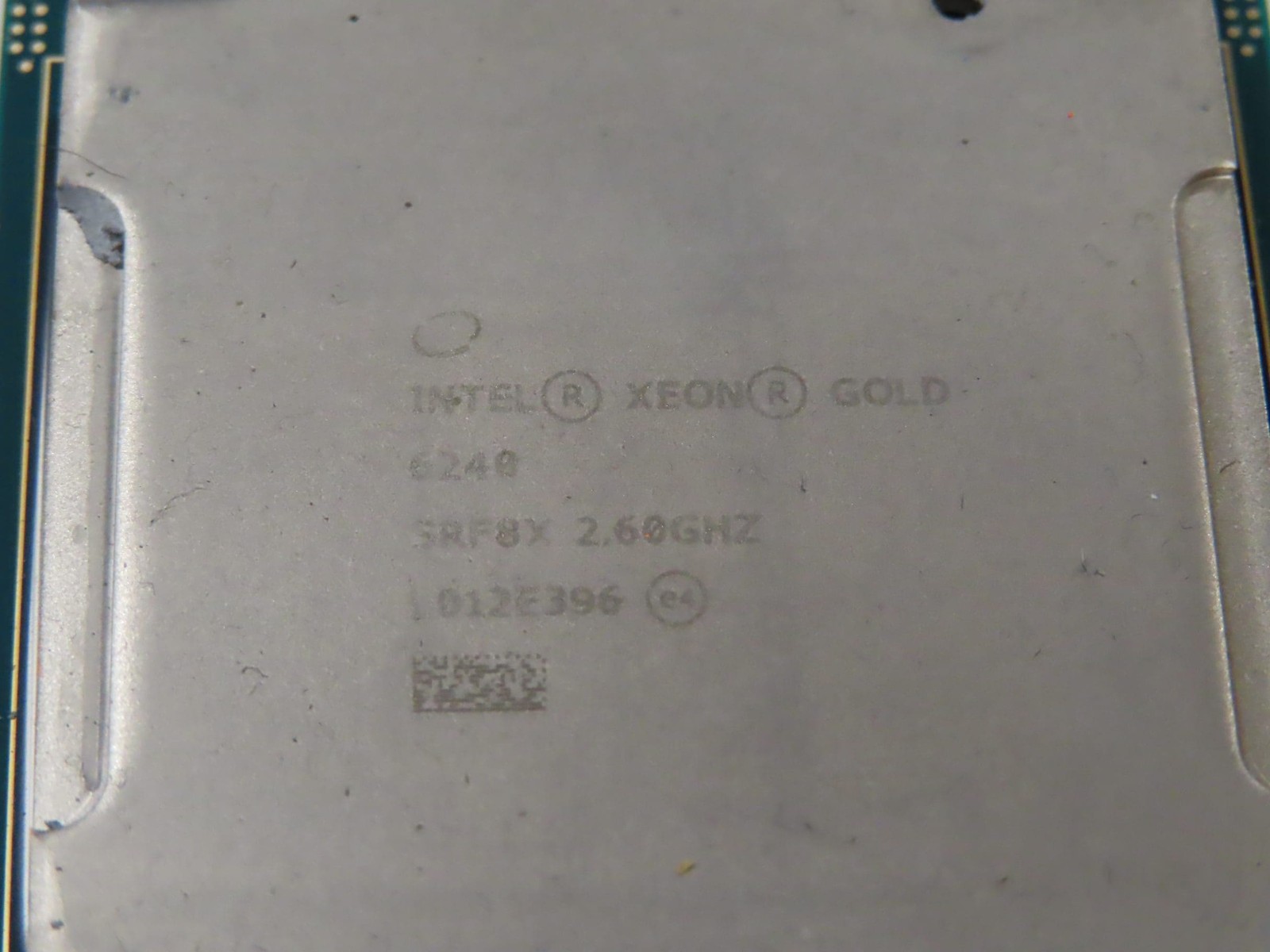 Intel Xeon Gold 6240 2.6GHz 24.75MB 18-Core LGA 3647 CPU / Processor ___ SRF8X