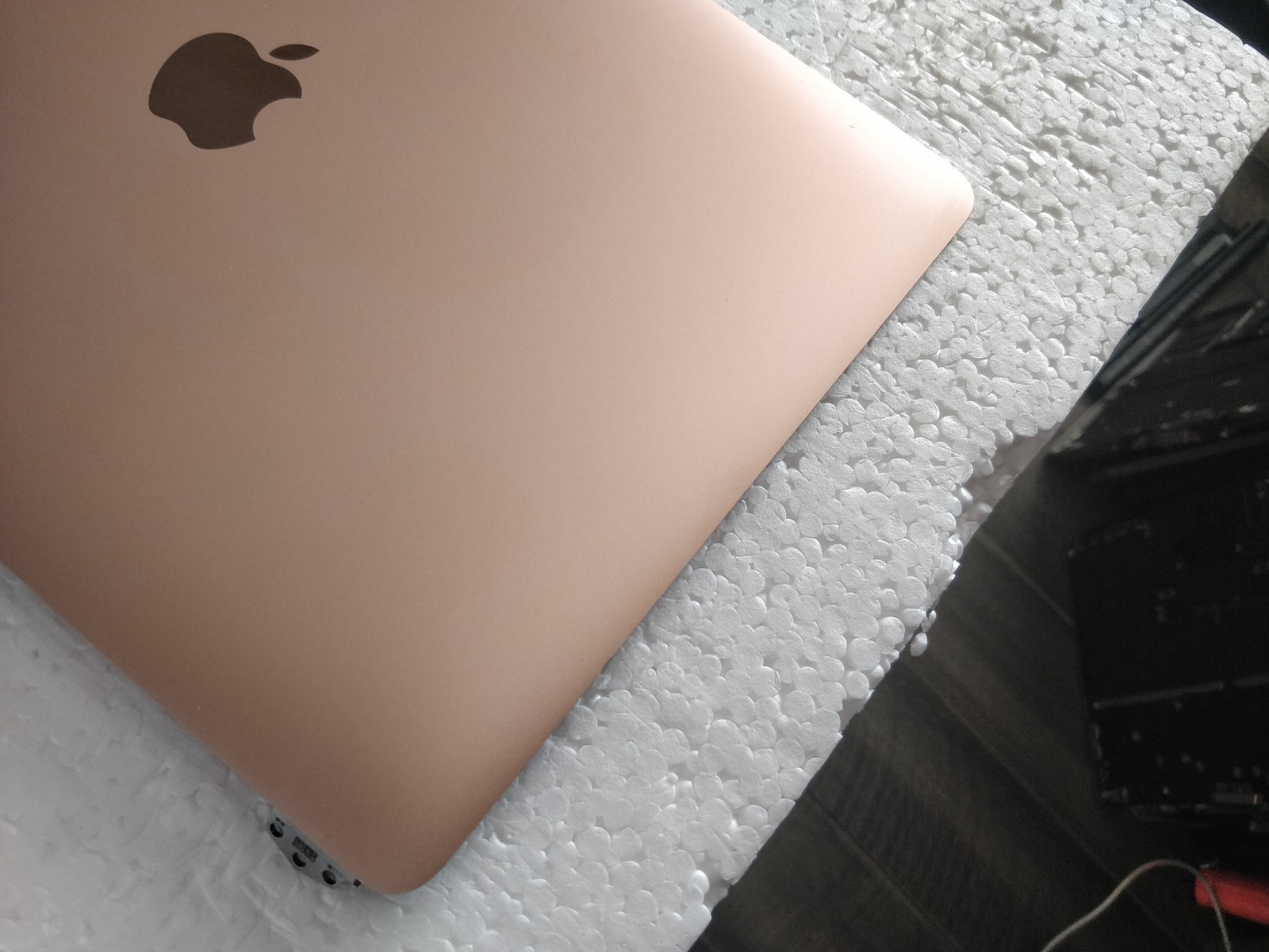 Genuine Apple macbook Air 13 inch, A2179, 2020, LCD Screen assembly ,Rose Gold