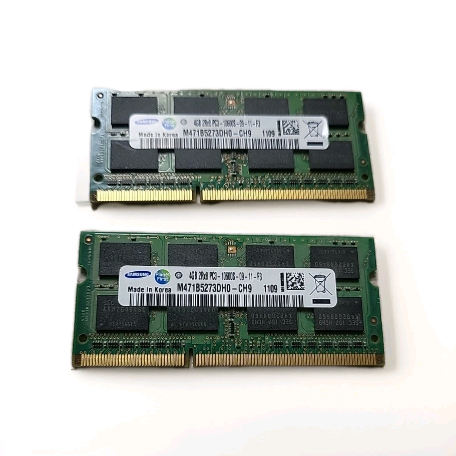 Lot Of 2- Samsung M471B5273DH0-CH9 4GB PC3-10600 DDR3-1333 Laptop Memory