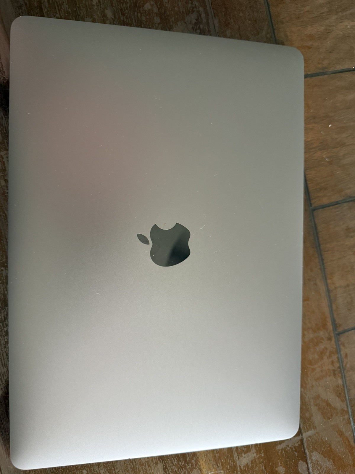 Apple MacBook Pro 13″ 2018 2.7Ghz Quad-Core i7 16GB 1TB Touch Bar