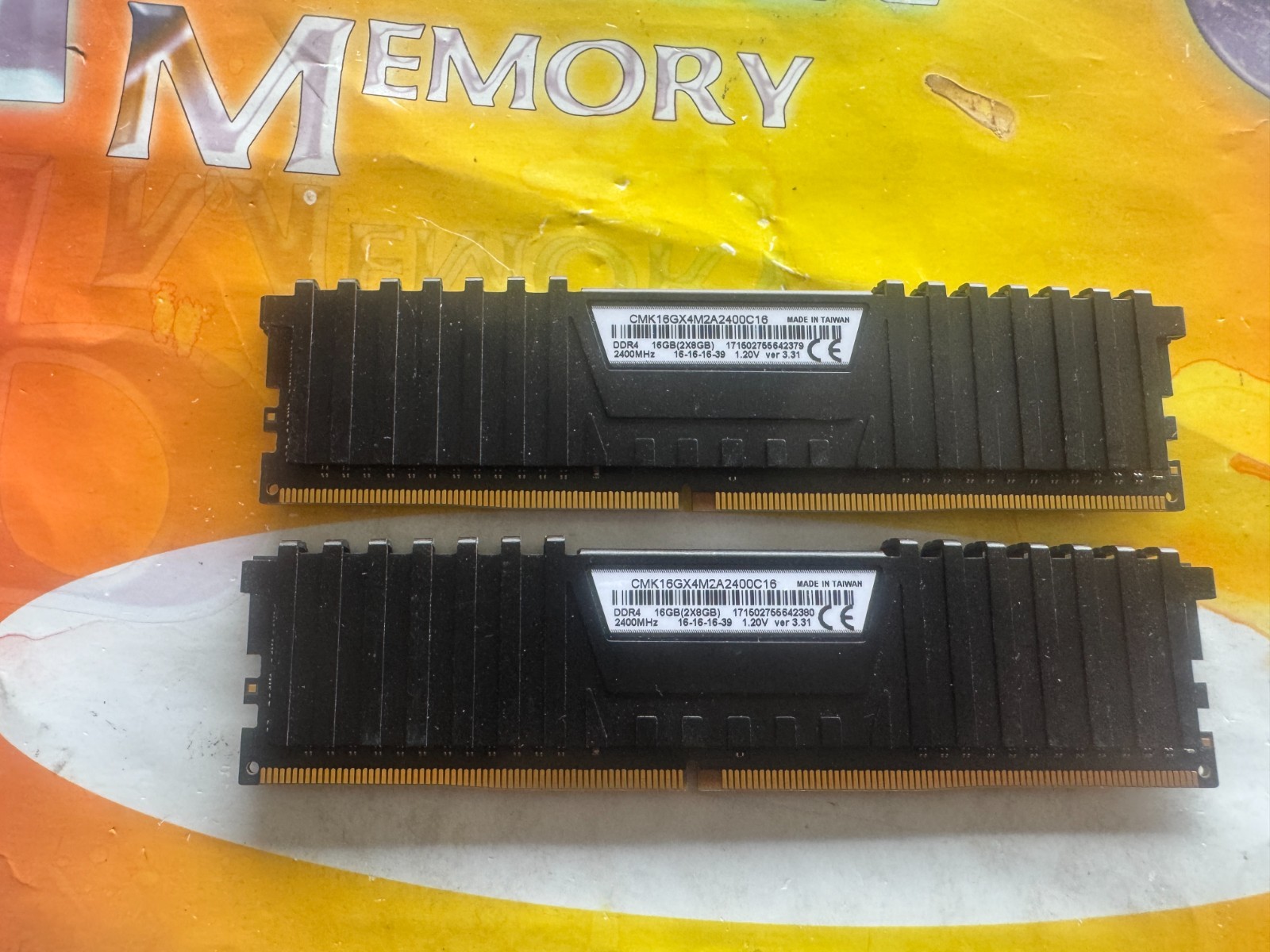 PC4-19200 16GB (2x8GB) DDR4 2400 NON ECC Desktop Memory CMK16GX4M2A2400C16 3.31