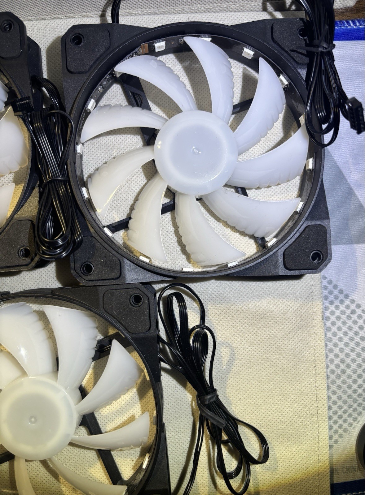 READ – Lot of 3 Fans 6PIN PWM 1500RPM 12V RGB LED W/Remote – Computer PC Cooling