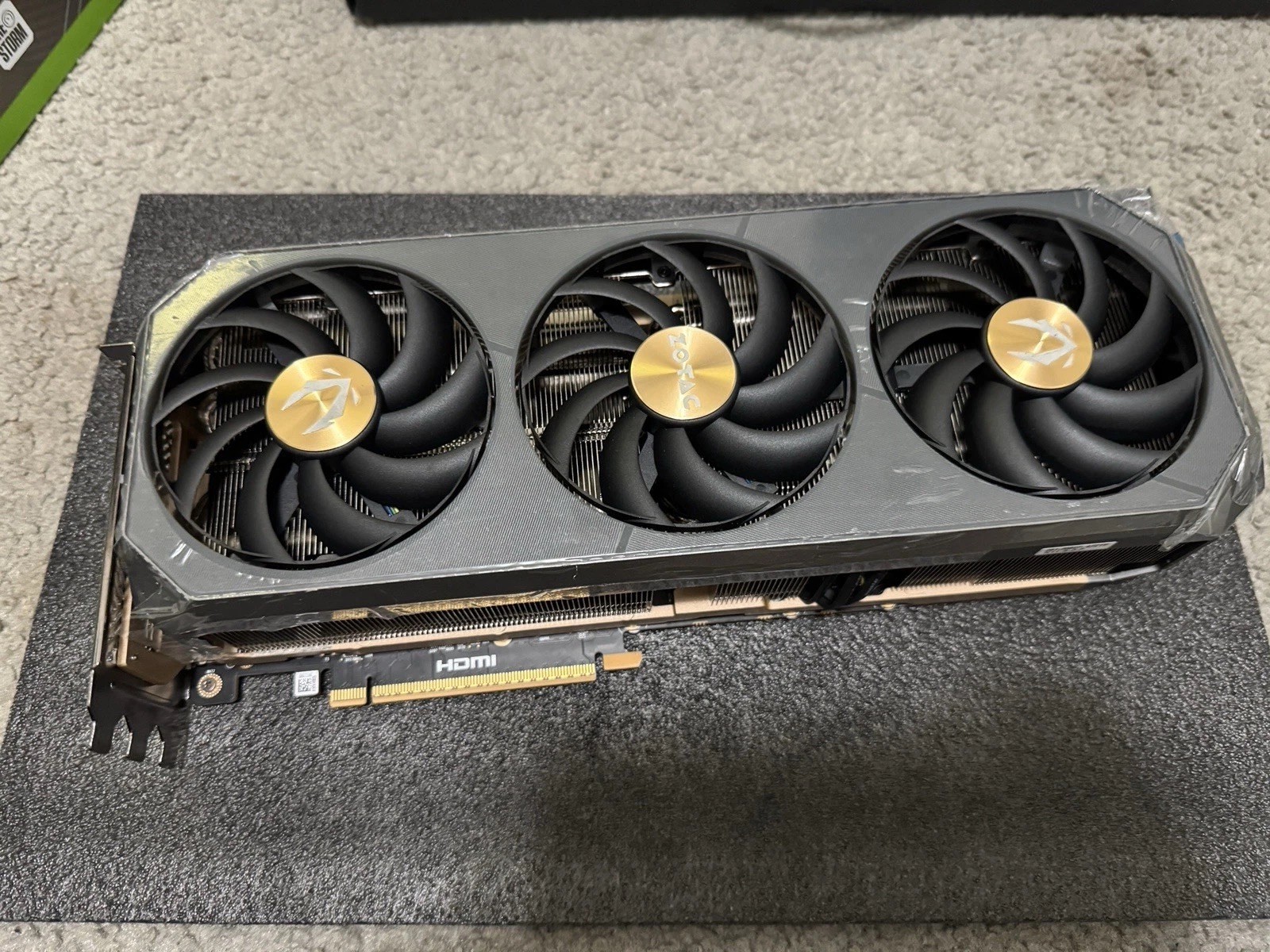 (For Parts) Zotac RTX 5090 AMP GPU With Box With PCB (No Core No VRAM)