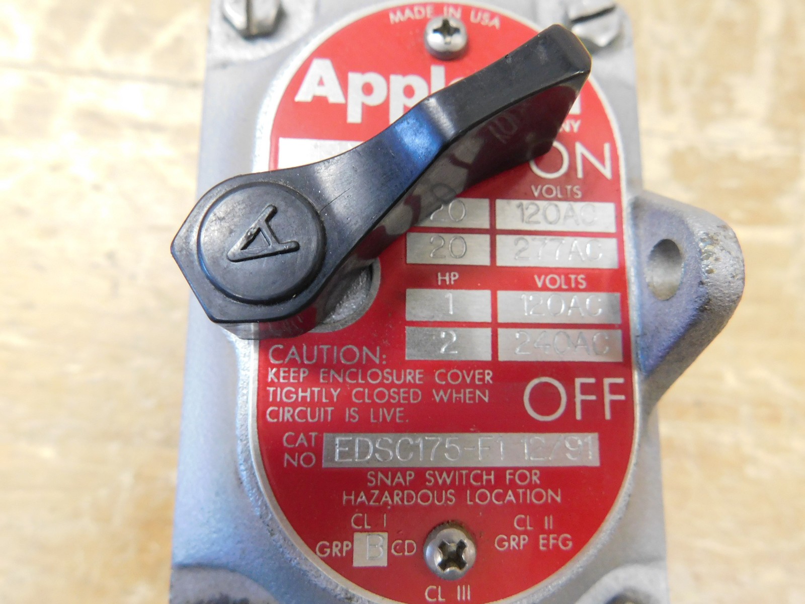 Appleton Electric EDSC175-F1 20AMP Electric Switch Hazardous Locations used JNC