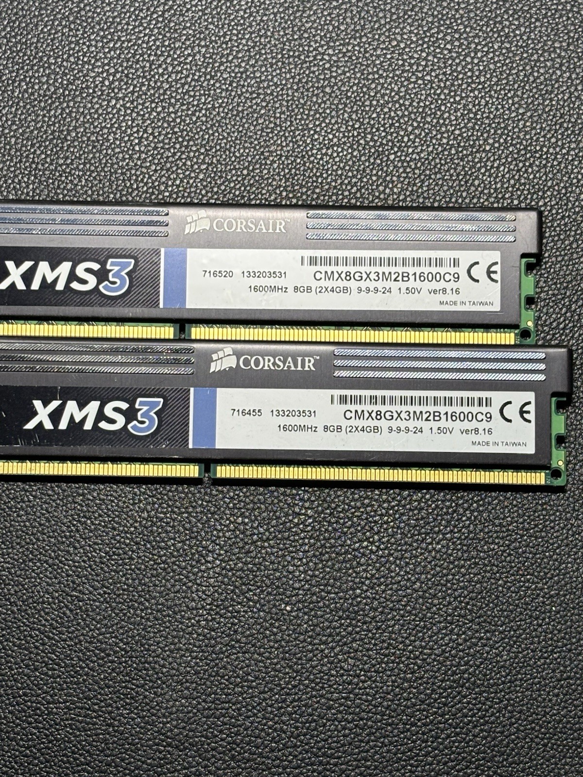 CORSAIR XMS3 8GB KIT (4GBX2) DDR3-1600MHz PC3-12800 1.5V CMX8GX3M2A1600C9