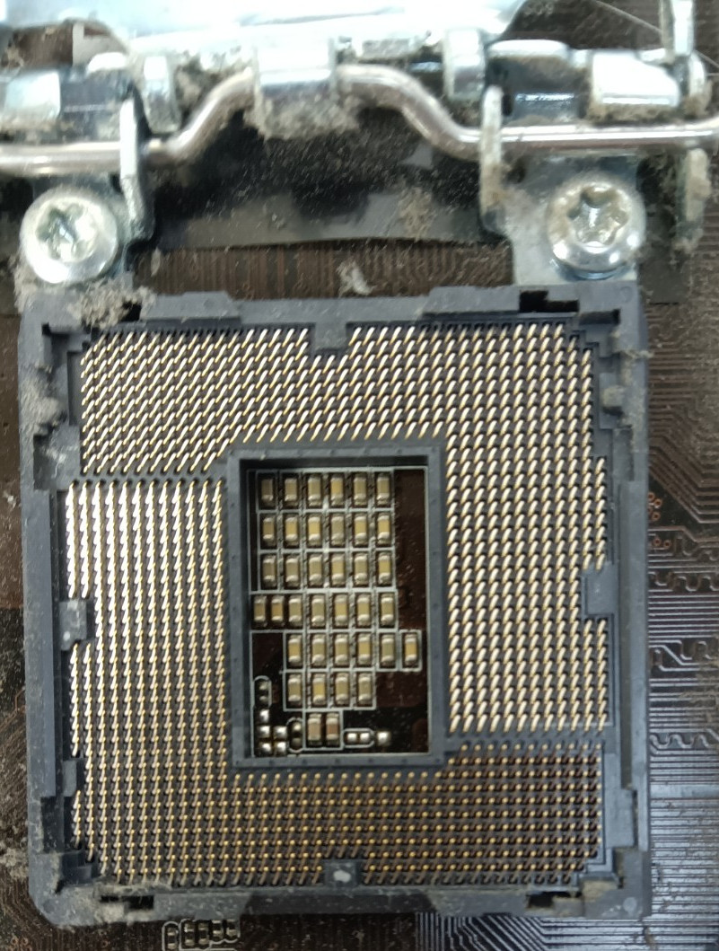 ASRock H81M-HDS Desktop Motherboard H81 LGA 1150 LGA1150 For Core i7 DDR3 /B4