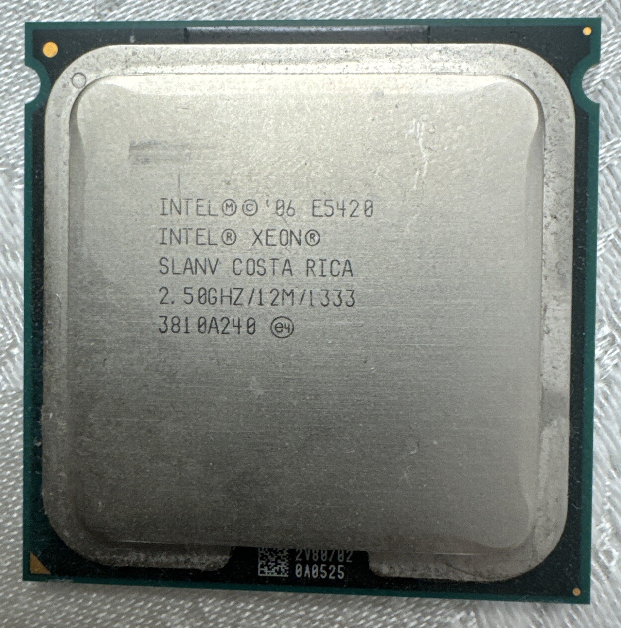 Intel Xeon E5420 2.5 GHz Quad-Core (BX80574E5420A) Processor