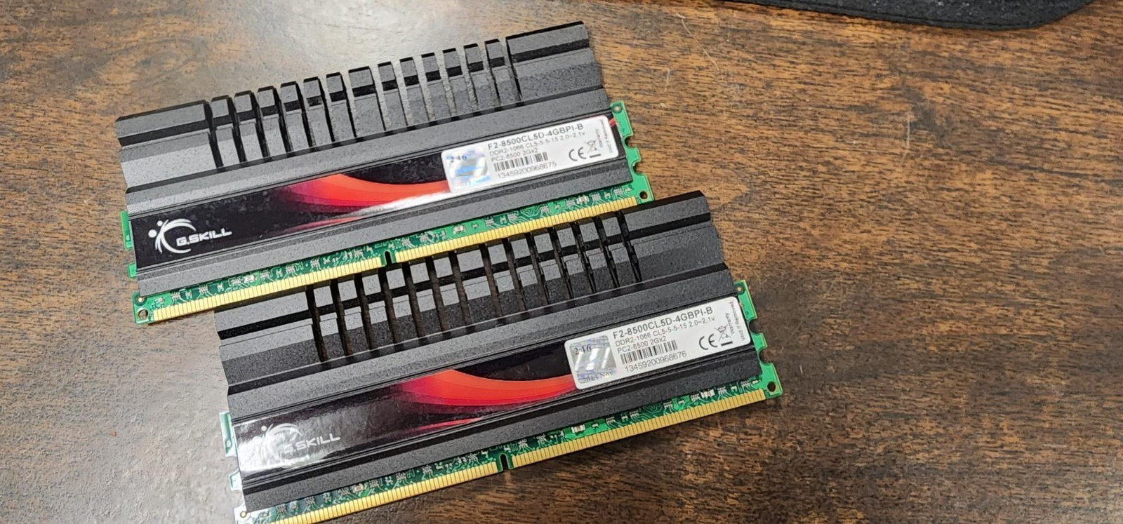 G.Skill PI 4GB (2×2GB) DDR2-1066 PC2-8500 F2-8500CL5D-4GBPI-B RAM Memory