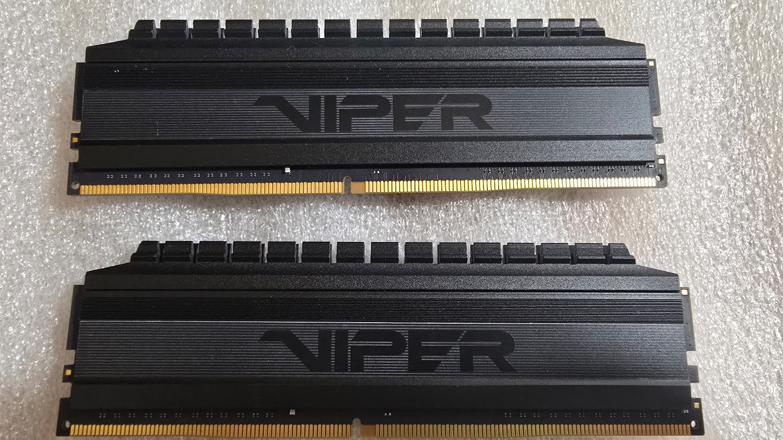 Patriot Viper 16GB Kit DDR4-4266 CL18 2x8GB Desktop Memory PVB416G426C8K