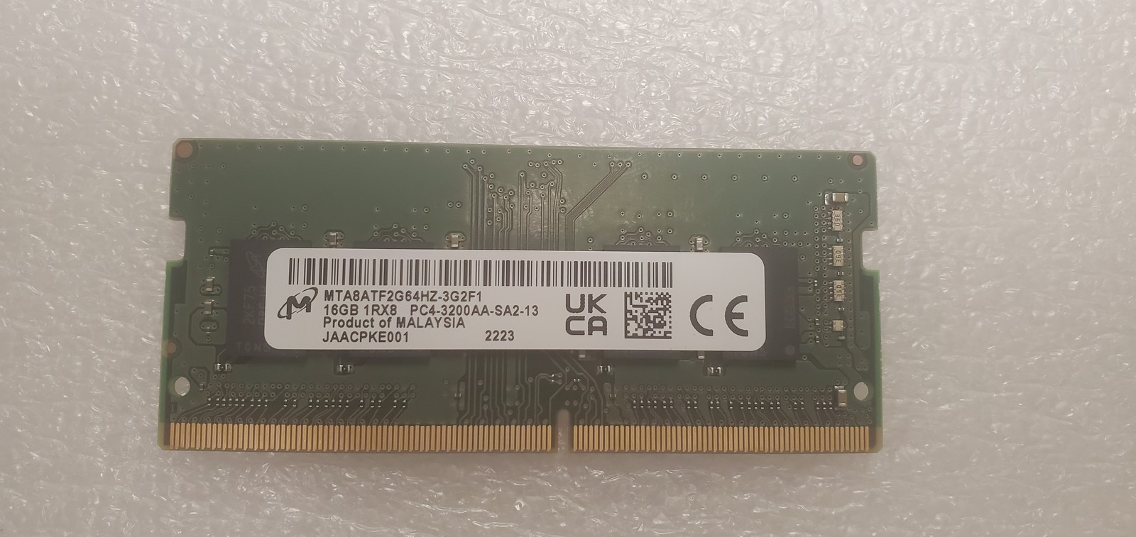 Dell MTA8ATF2G64HZ-3G2F1 Memory Module