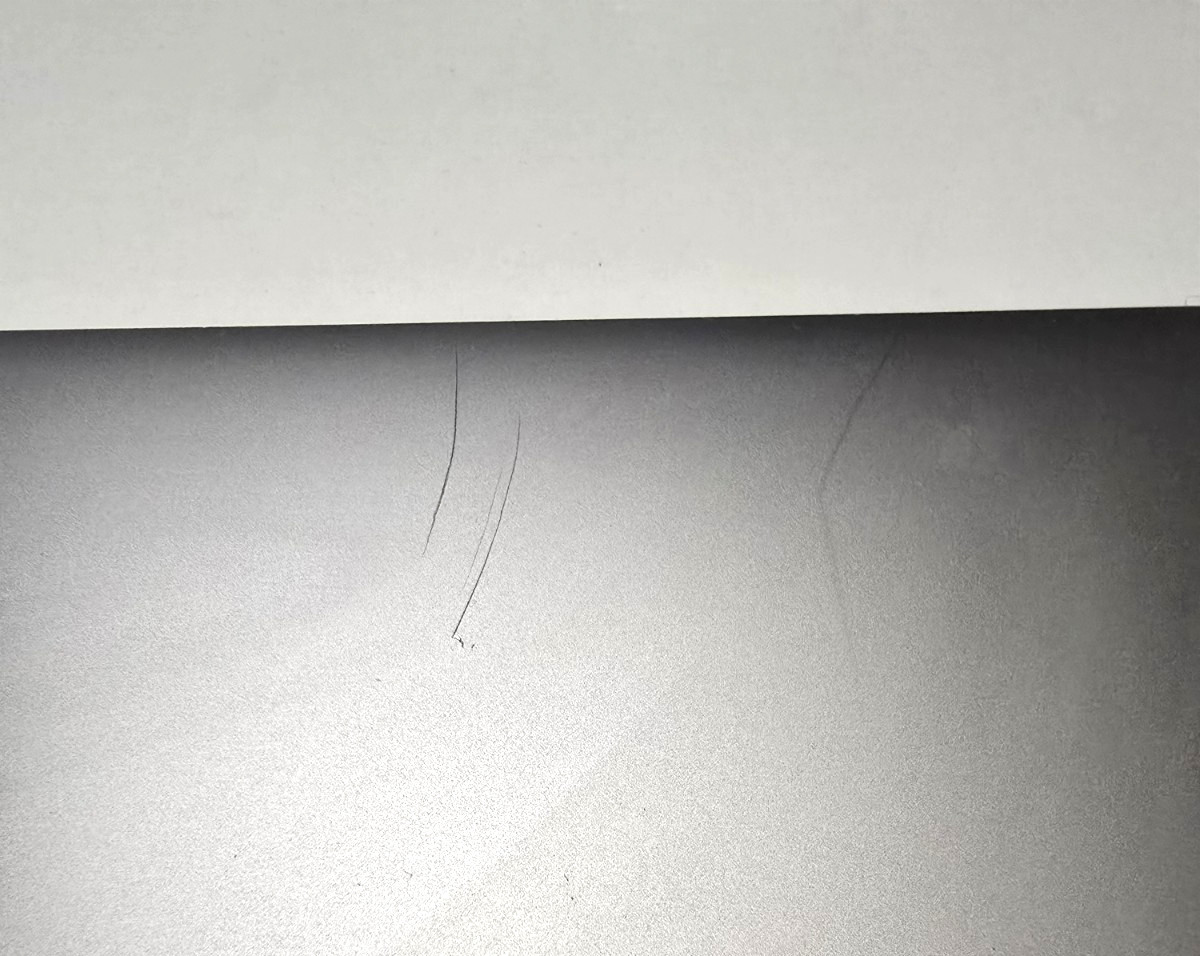 OEM Apple MacBook Pro 15″ A1707 Space Gray 2016 2017 LCD Assembly – Grade C
