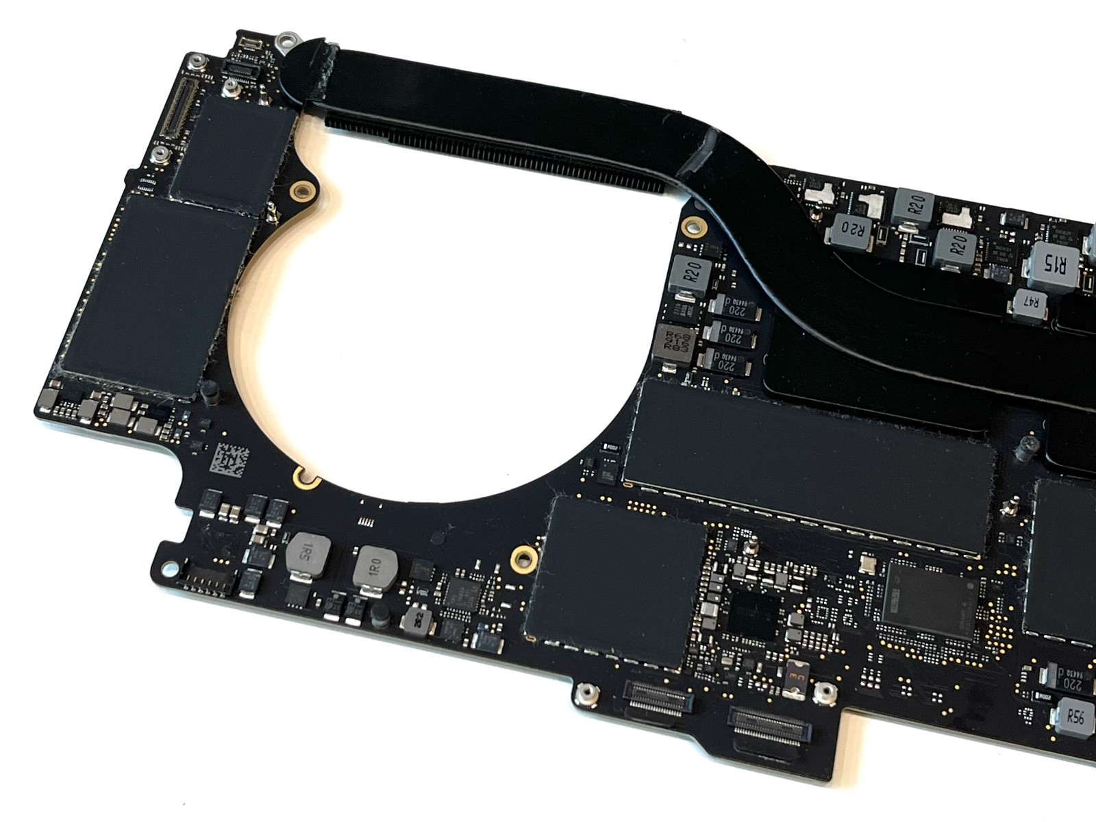 Apple MacBook Pro A1990 2019 Logic Board i9 2.3GHz 16GB 512GB SSD Genuine READ