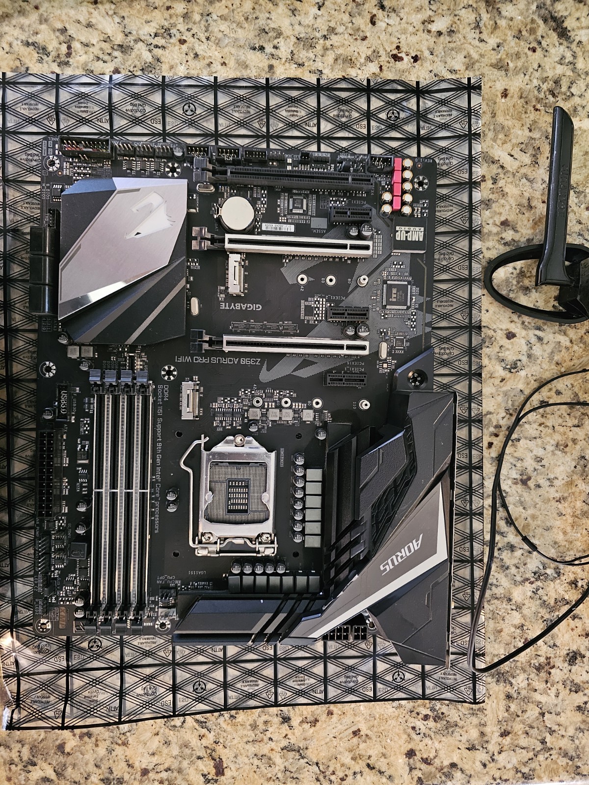 Z390 AORUS PRO WIFI – USED/GOOD CONDITION