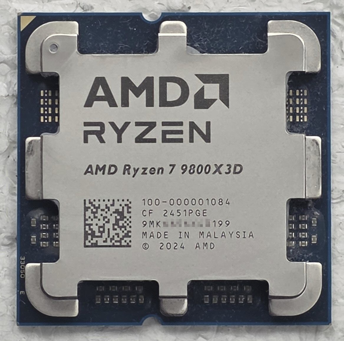 DAMAGED AMD Ryzen 7 9800X3D AM5 8-Core/16-Thread 4.7/5.2 GHz Boost Desktop CPU