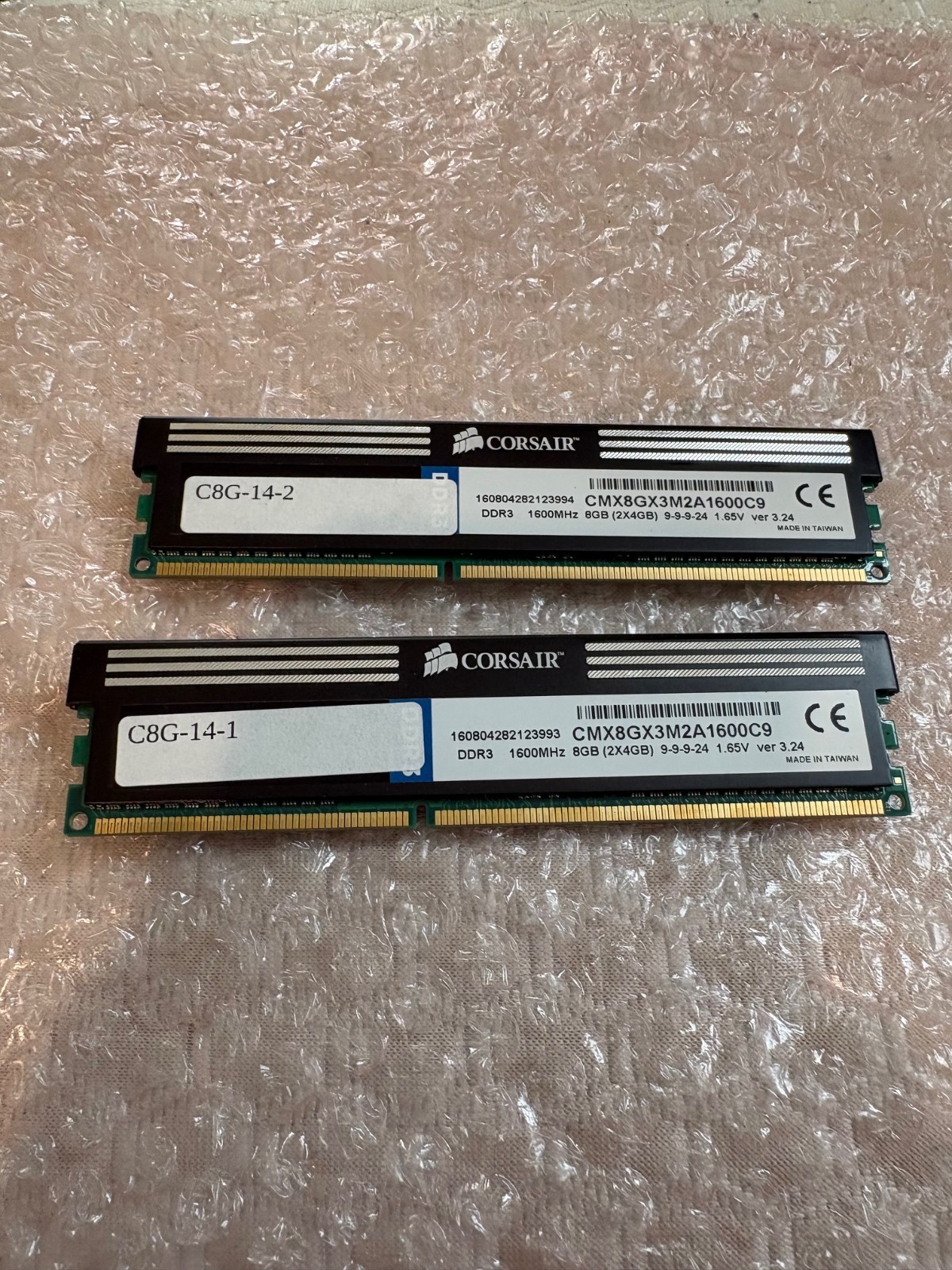 Corsair XMS3 4GB 1600MHz DDR3 PC3-12800Memory (1 pair=8GB) CMX8GX3M2A1600C9
