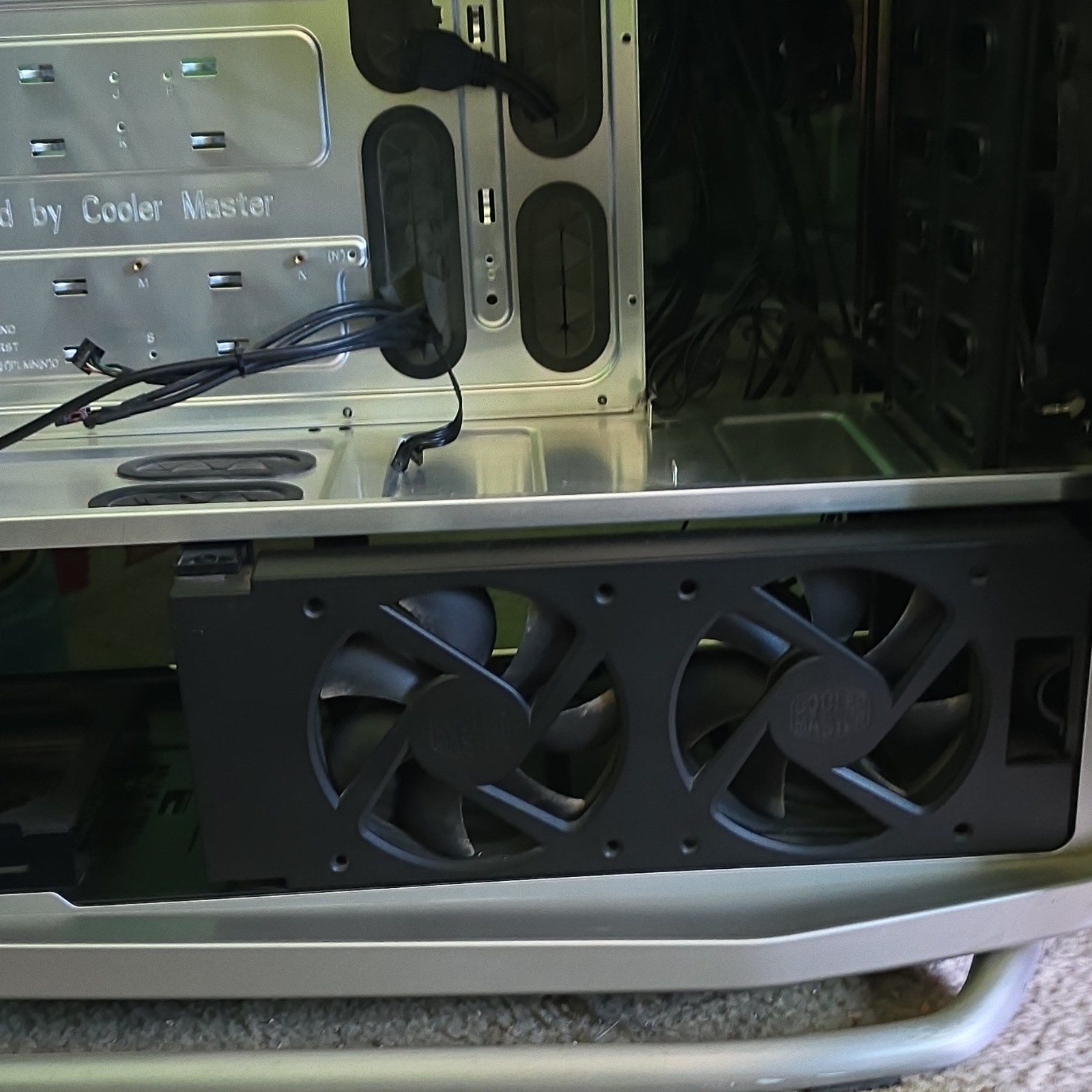 Cooler Master Cosmos ATX Full Tower Case Silver/Black Side Window USB Audio