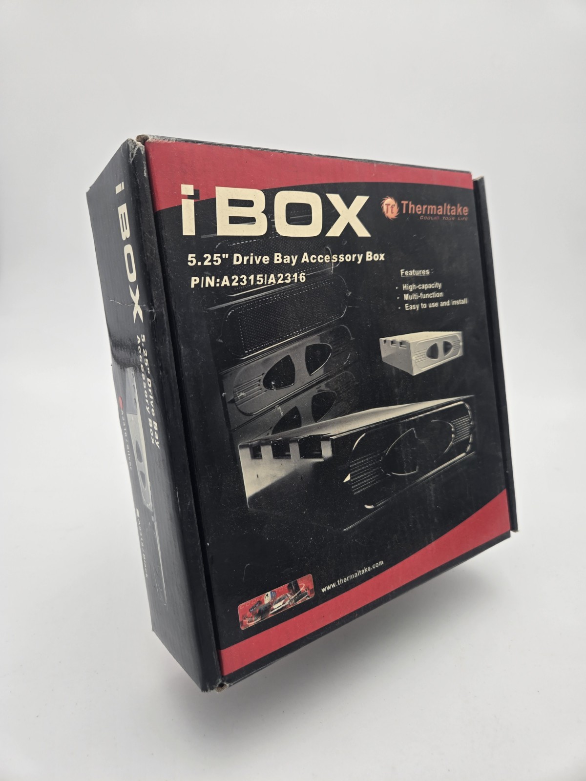 NEW Thermaltake iBOX 5.25 inch Drive Bay Accessory Box for PC Case Silver J105