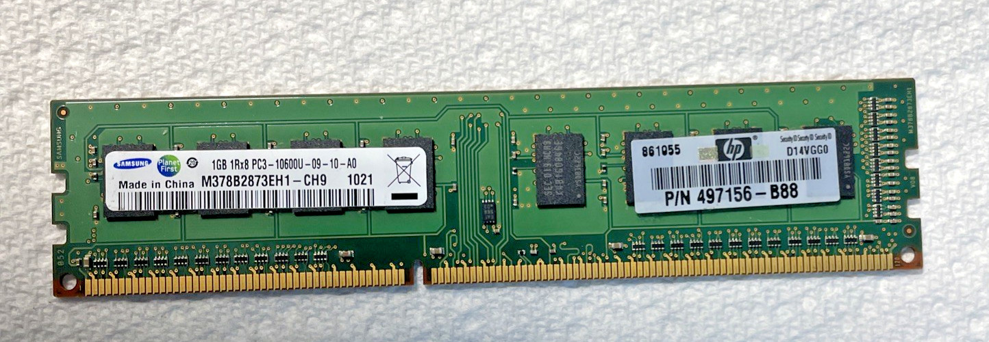 Samsung 1GB DDR3 RAM PC3-10600 1333MHz non ECC Unbuffered CL9 M378B2873EH1-CH9