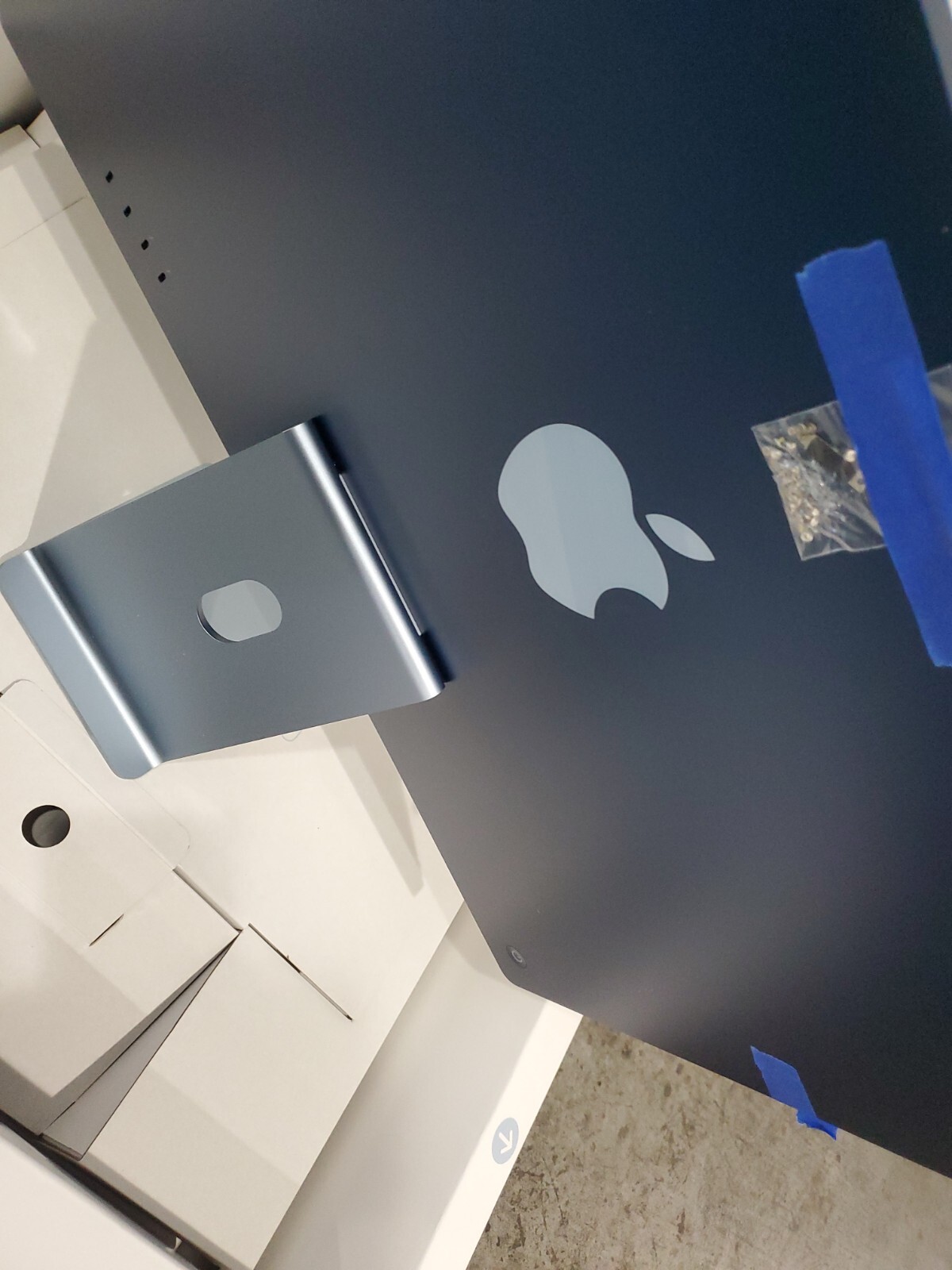 Original Apple blue Housing Assembly For iMac 2021 M1 24″ MGPK3LL/A