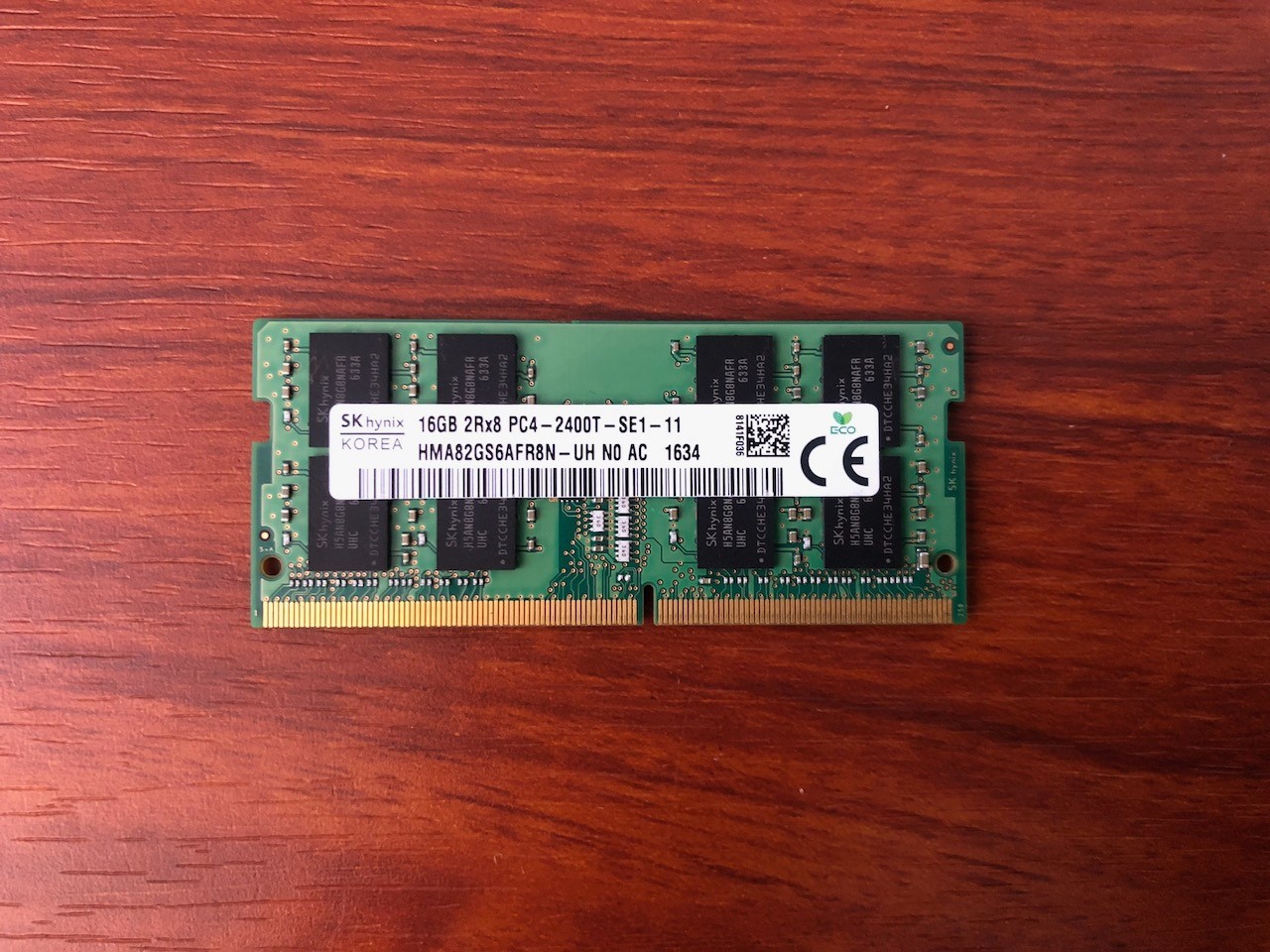SK hynix 16GB PC4-19200T-S DDR4-2400 SO-DIMM Memory – HMA82GS6AFR8N-UH