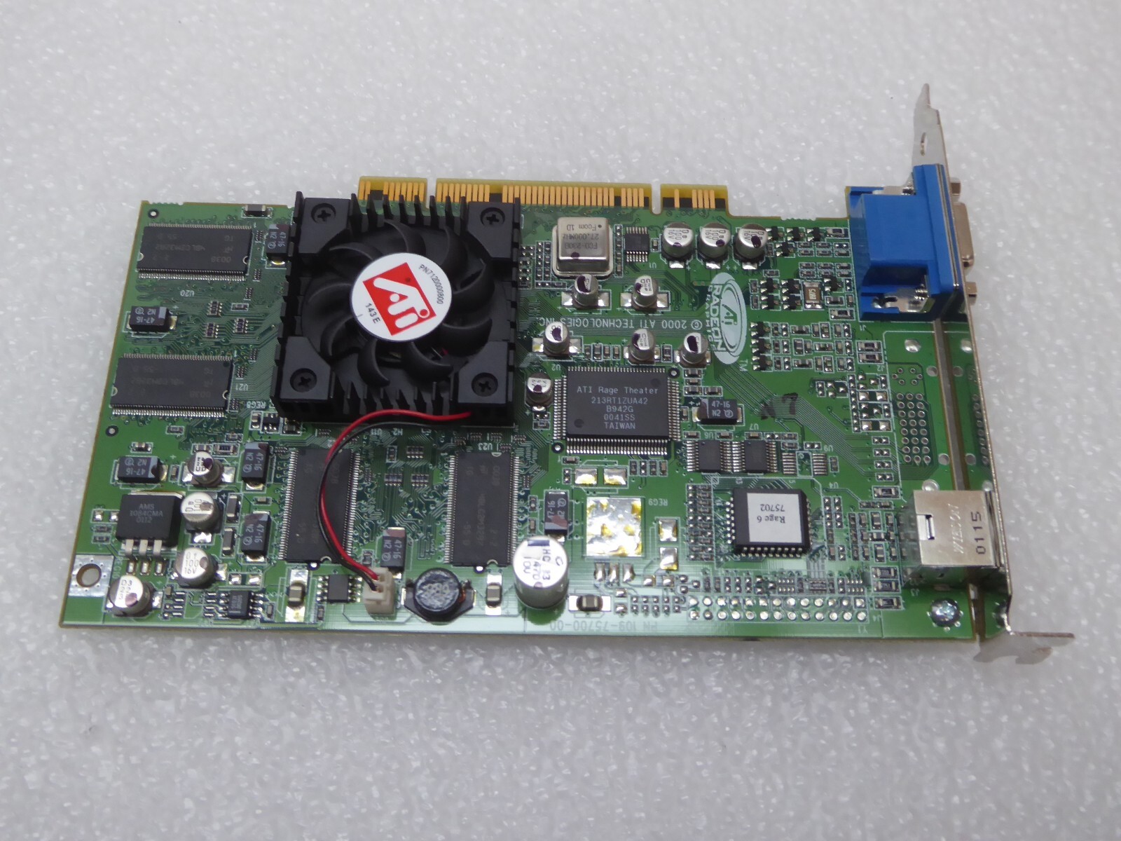 ATI Rage 6 SDR 32Mb 109-75700-00 Graphics Card