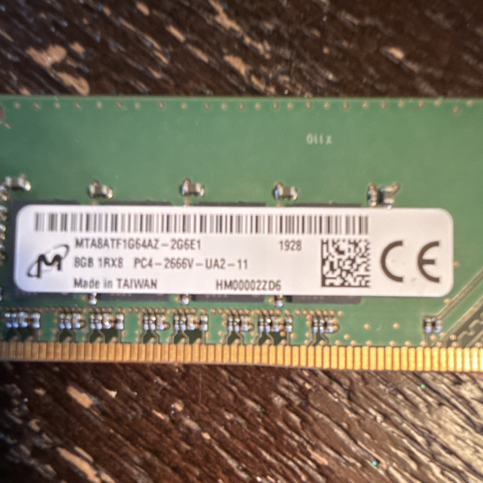 Micron 8GB (1x8GB) DDR4 DIMM PC4-2666V ECC Reg 288-Pin MTA8ATF1G64AZ-2G6E1