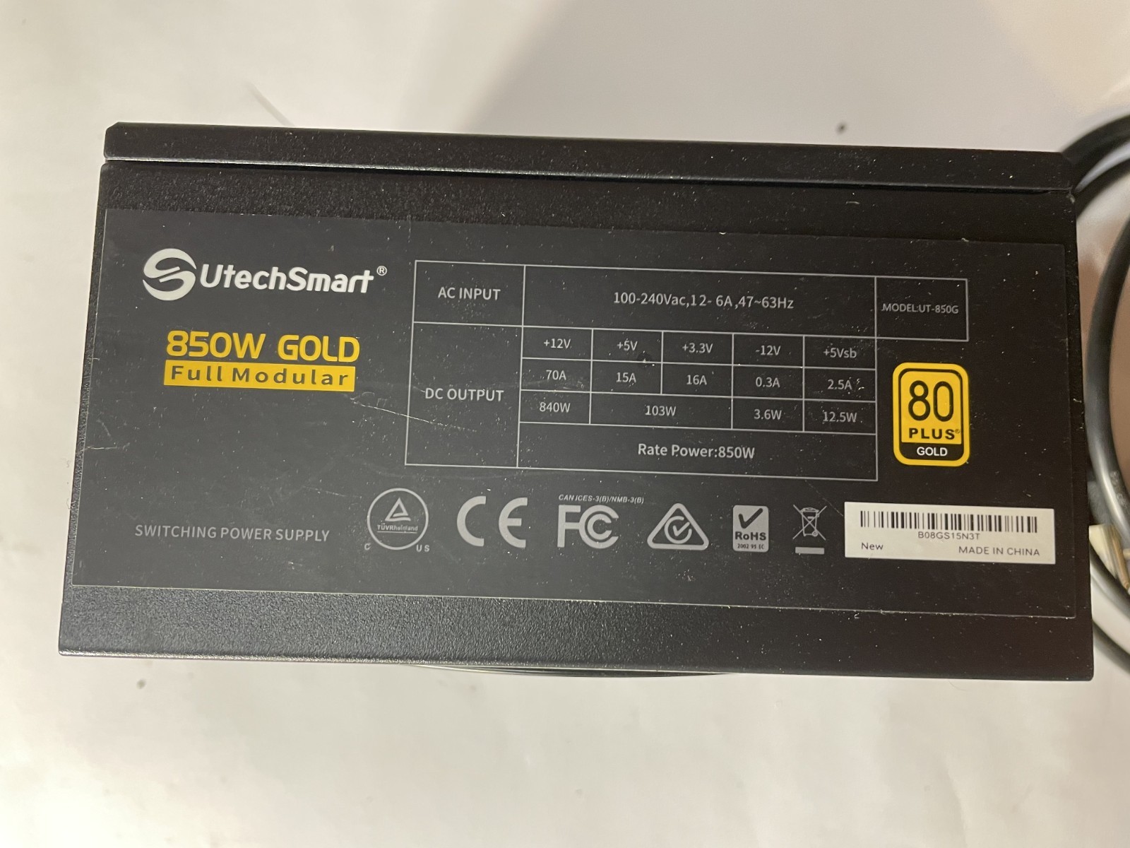 UtechSmart 850W Gold Full Modular Switching Power Supply (80 Plus Gold rated)