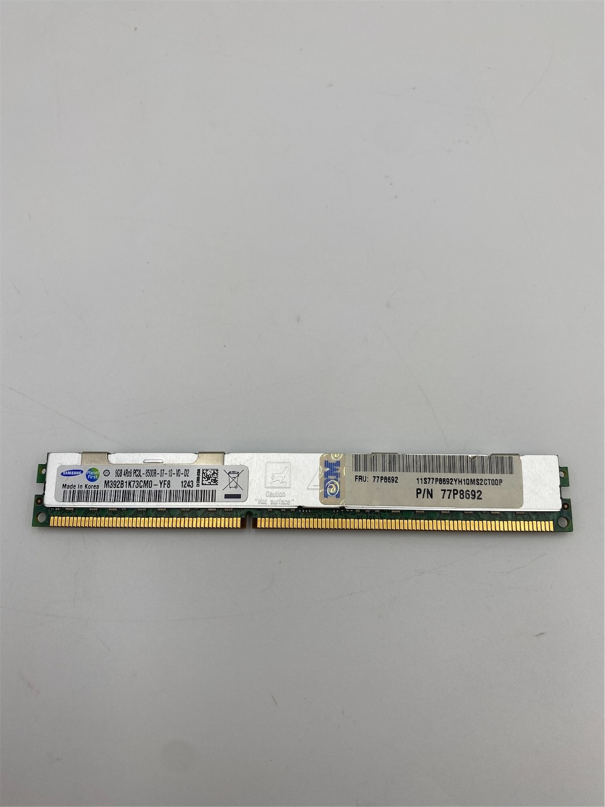 IBM 8GB PC3-6400R DDR3-800 Registered ECC 4RX8 CL6 VLP 77P8692 M392B1K73CM0-YF8