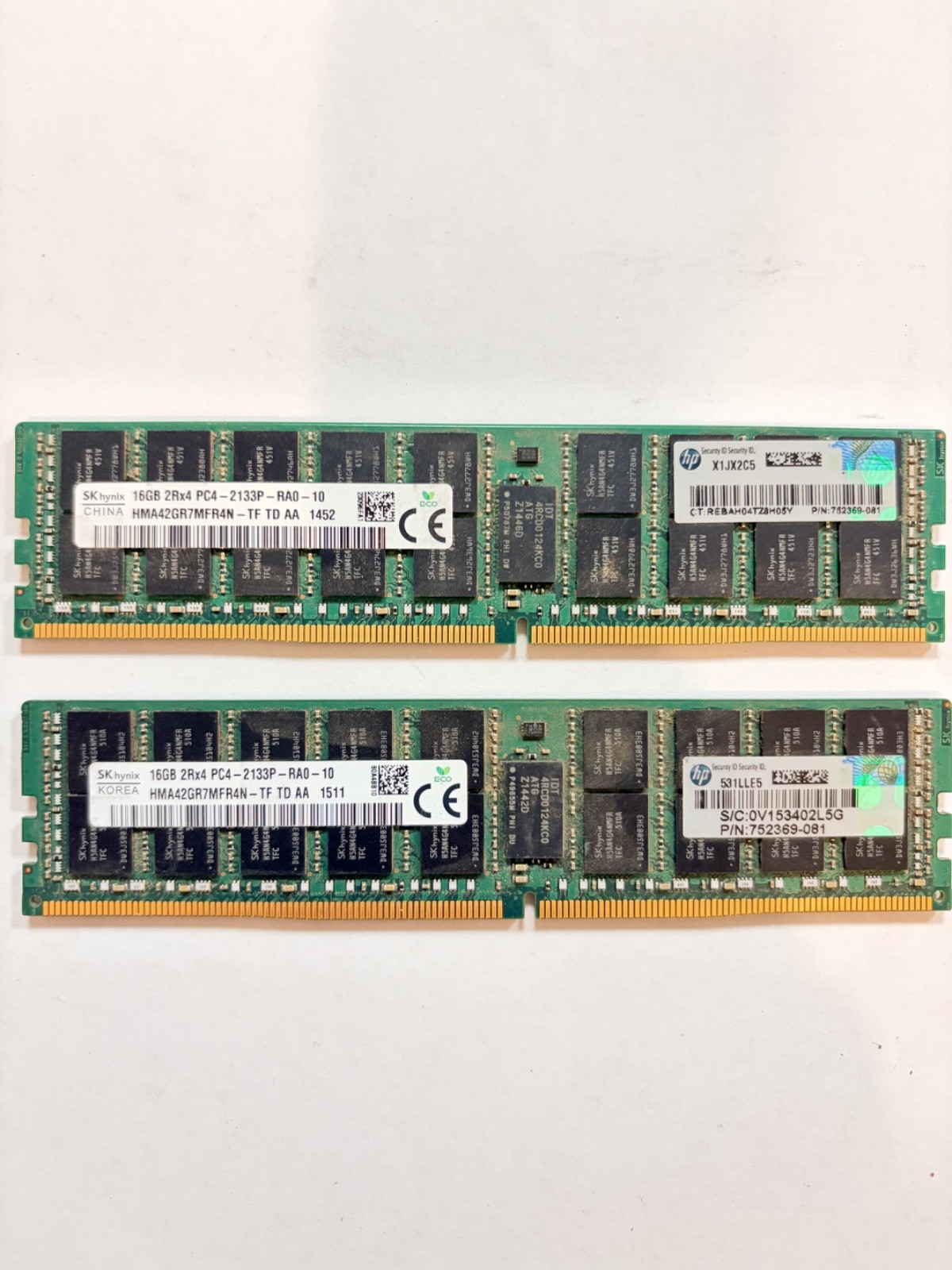 2 x SK Hynix 16GB 2Rx8 PC4-2666V RE1-11 HMA82GR7AFR8N-VK