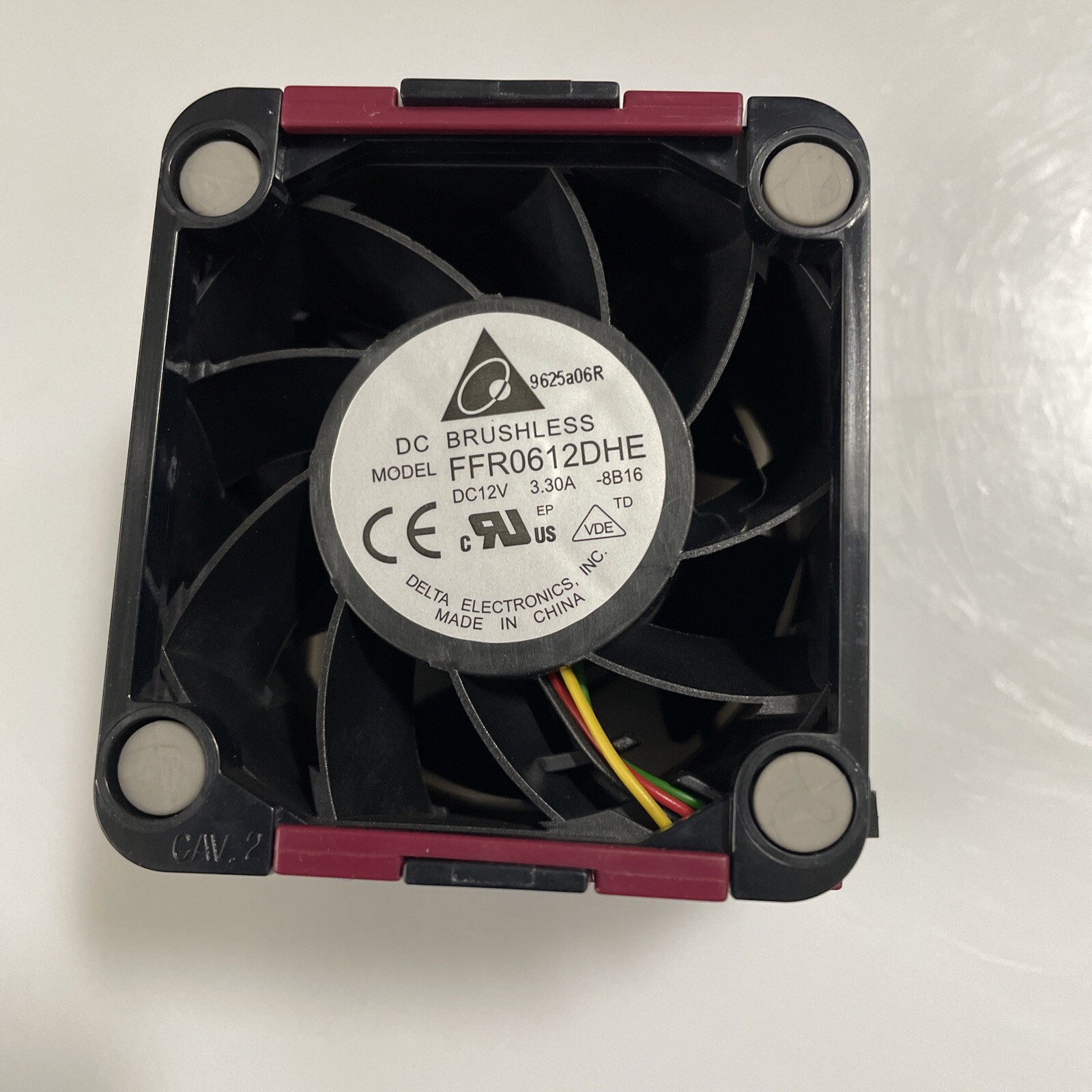 Delta Electronic FFR0612DHEDC Brushless Fan (DC 12 volts, 3.30 Amps)